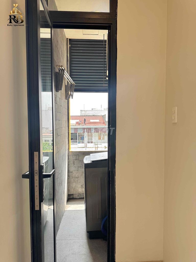 Rent a two-room apartment 2 of the 70-foot-wide toilet elevators.