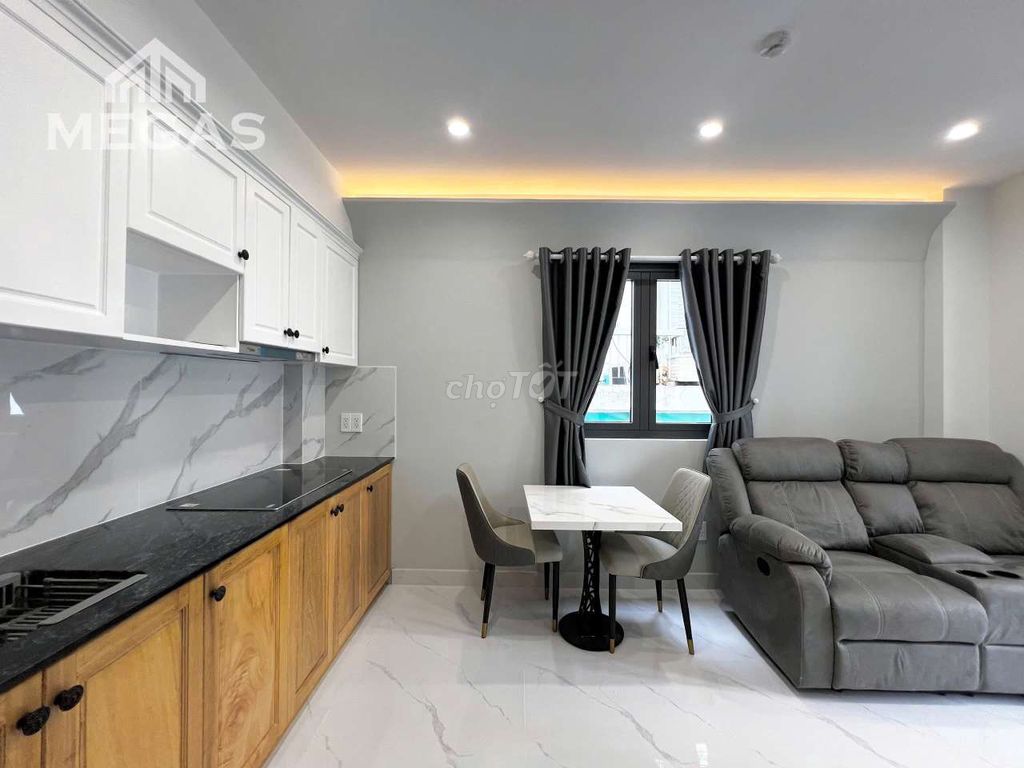 Rent a new bedroom - a balcony - near the new T11026.