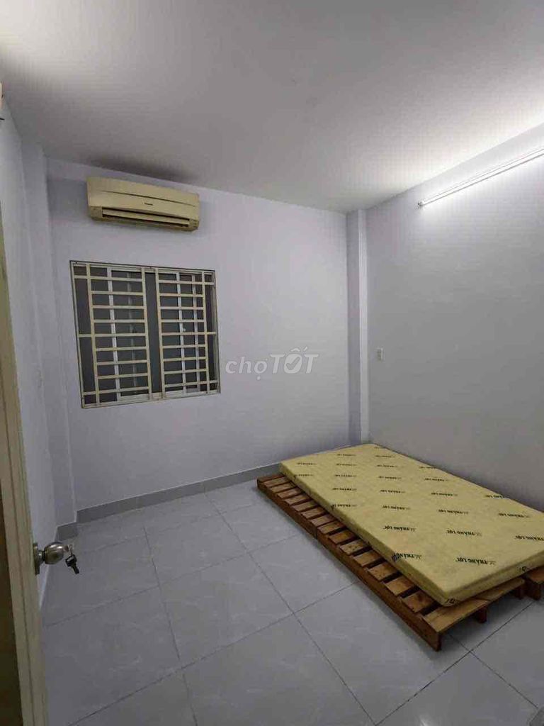 To rent the whole house off the market.