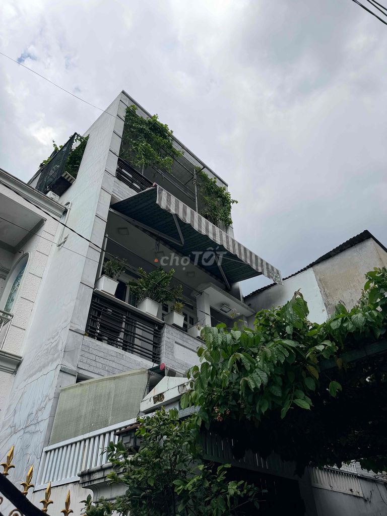 Bà Điểm root house - 5 bedroom - 4 stories