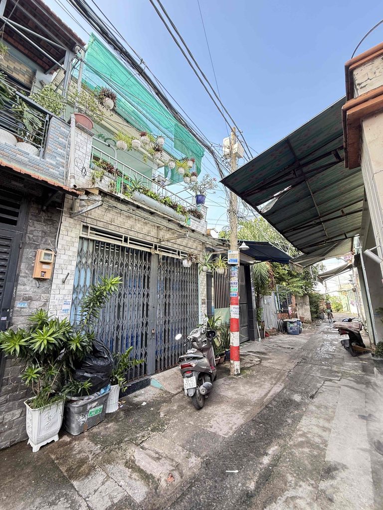 Rent Cattown Chen Full interior behind An Shire
