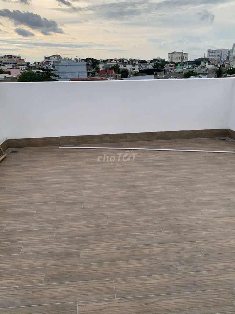 Rent 1 Nguyễn Văn Quá area 150 M2-(5 30 M) P. 12th District.
