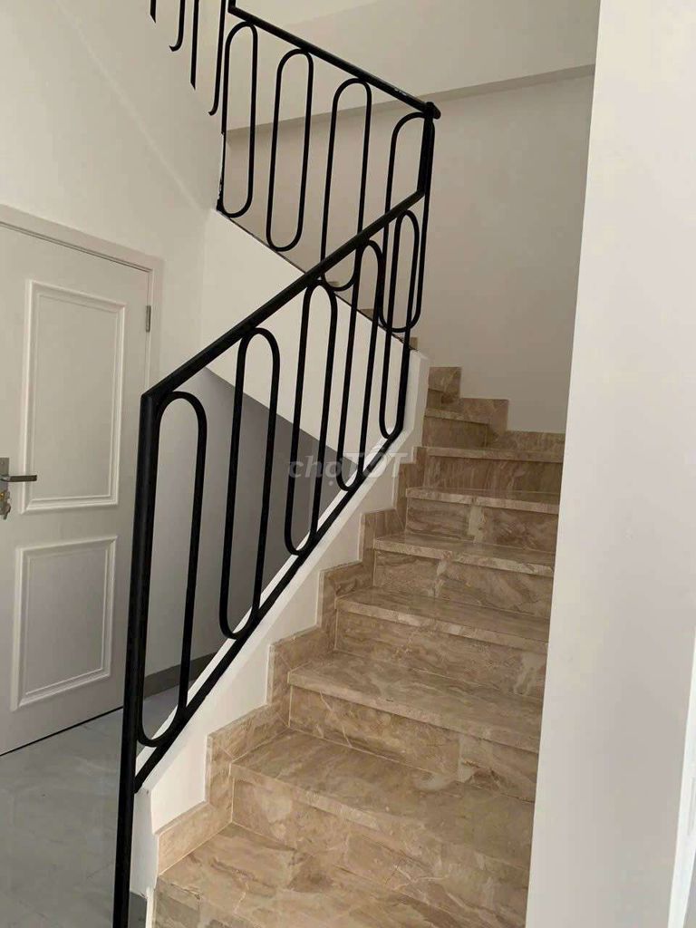 Rent 1 Nguyễn Văn Quá area 150 M2-(5 30 M) P. 12th District.