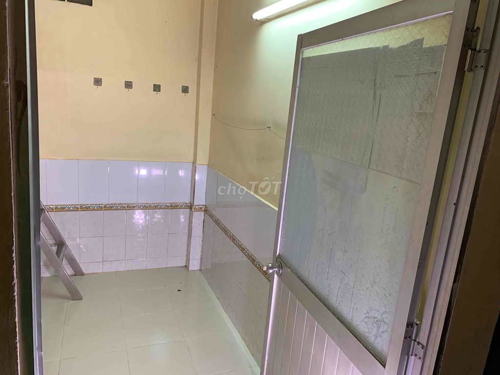Rent room for the New Shun Export Department
