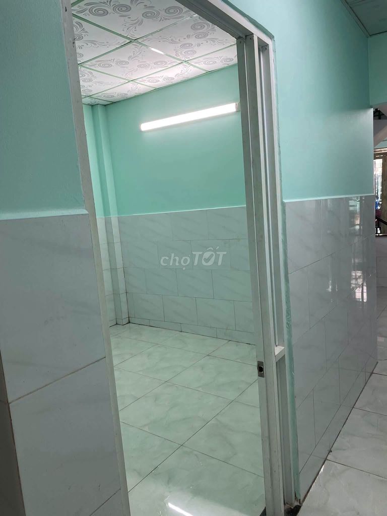 Rent a fourth-grade high-end guard in the 3th floor KpNews Bedroom, Old Tân Bình