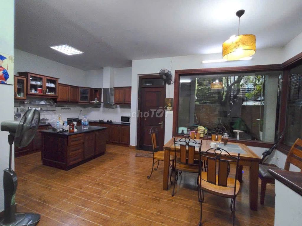 Rent a villa - near Hoàng Diệu 2 - Thủ Đức
