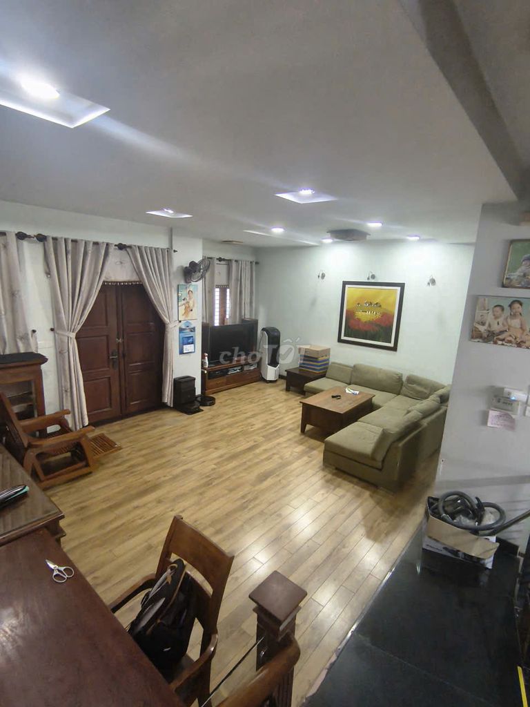 Rent a villa - near Hoàng Diệu 2 - Thủ Đức
