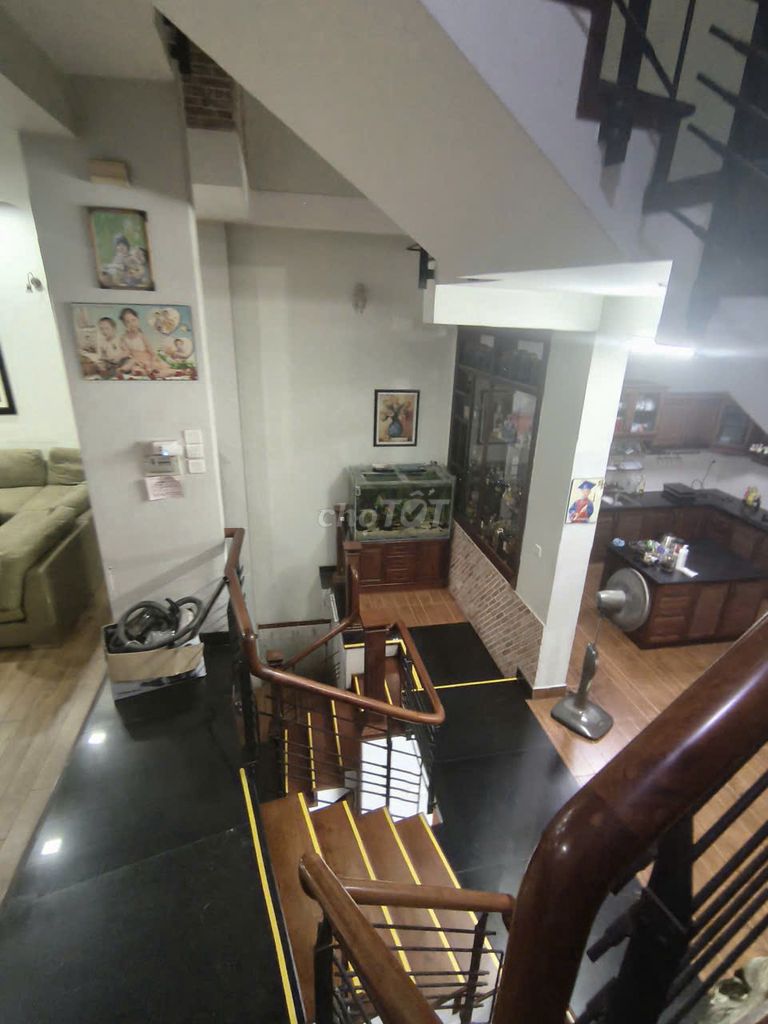 Rent a villa - near Hoàng Diệu 2 - Thủ Đức