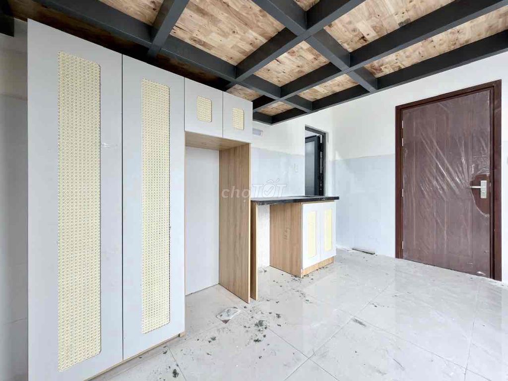 Opening the service apartment at three-to-one. The most cheap market ever.