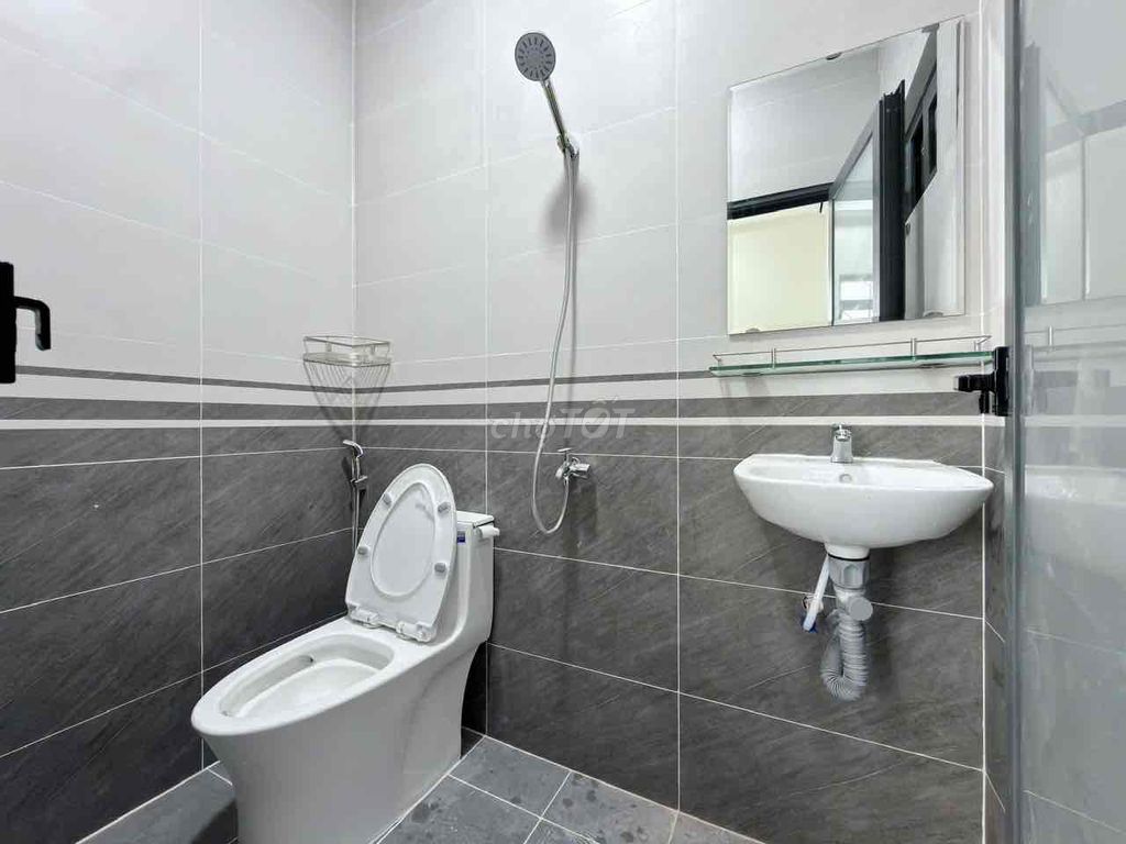Opening the service apartment at three-to-one. The most cheap market ever.