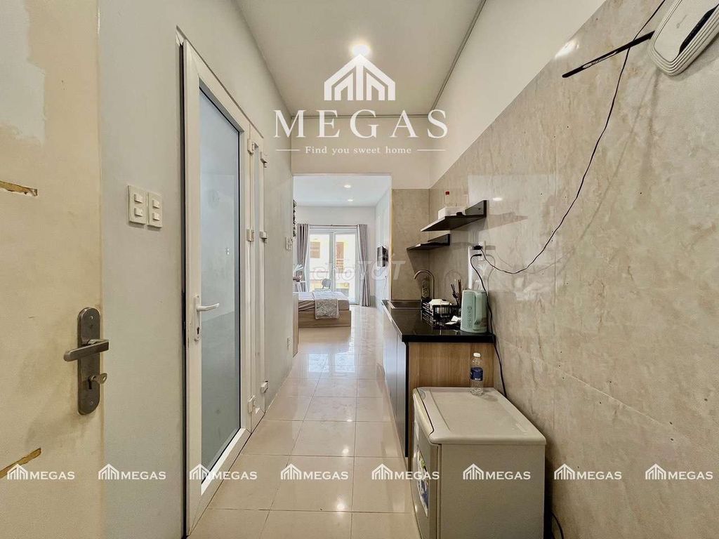 Rent a balcony apartment 38 M2 near the turtle lake in January26.