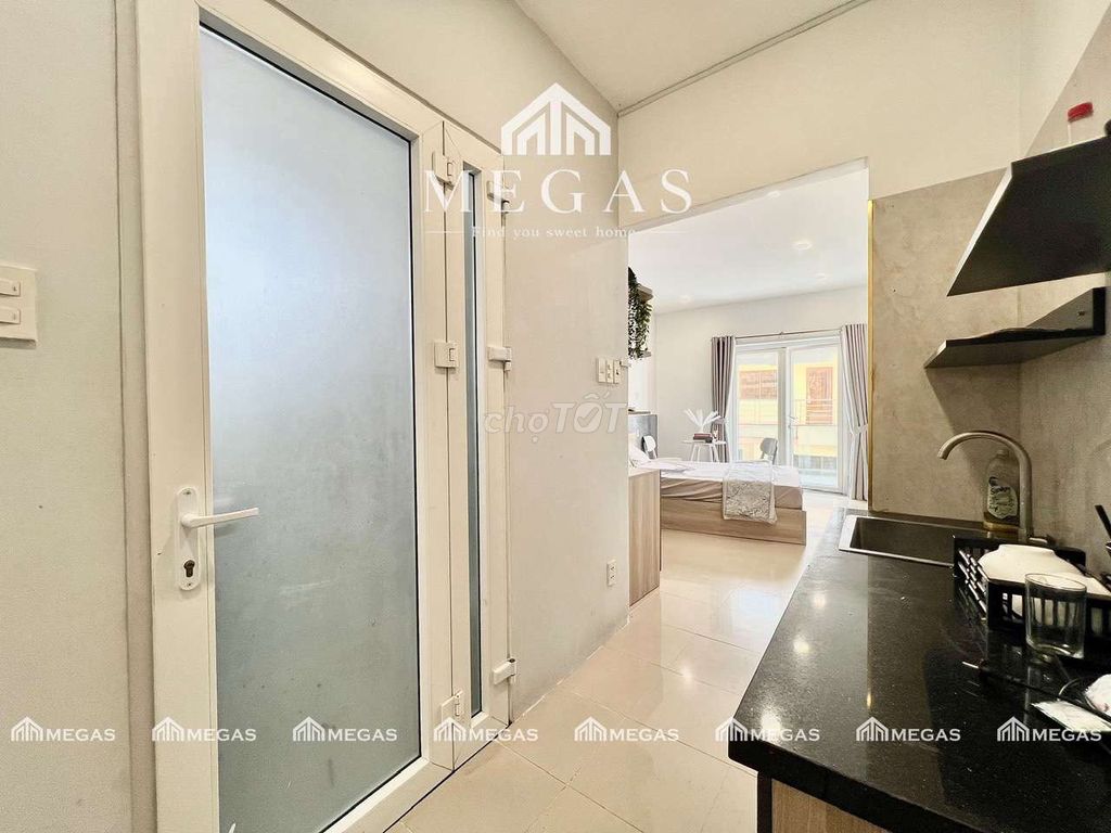 Rent a balcony apartment 38 M2 near the turtle lake in January26.