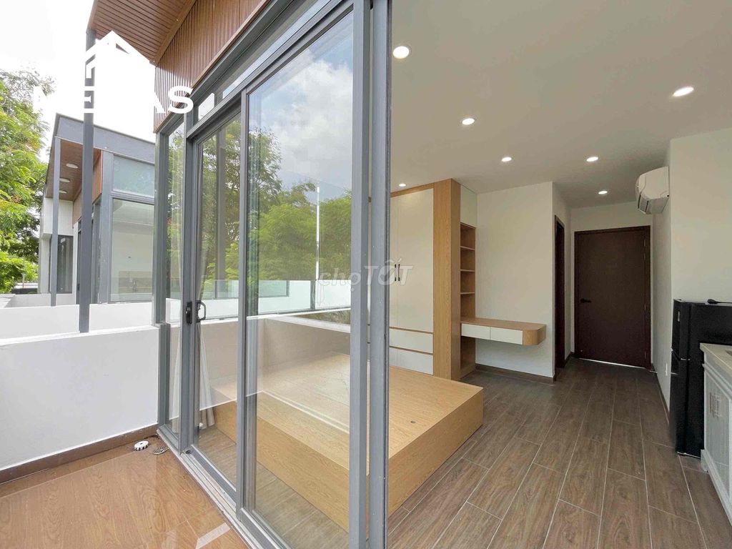 Rent a new studio right now. Trường Lưu.