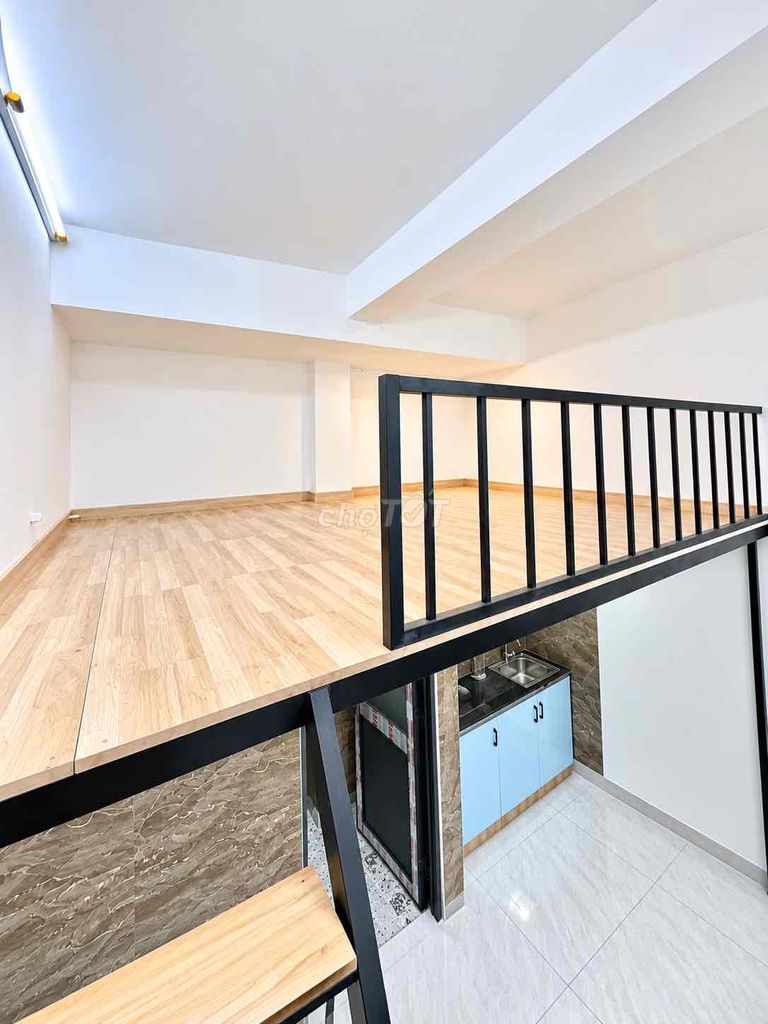 The Super Price Room is near Lotte Gò Vấp.