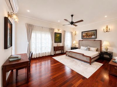 The Nguyễn Văn Hưởng building house, Thảo Điền – new interior 100%.