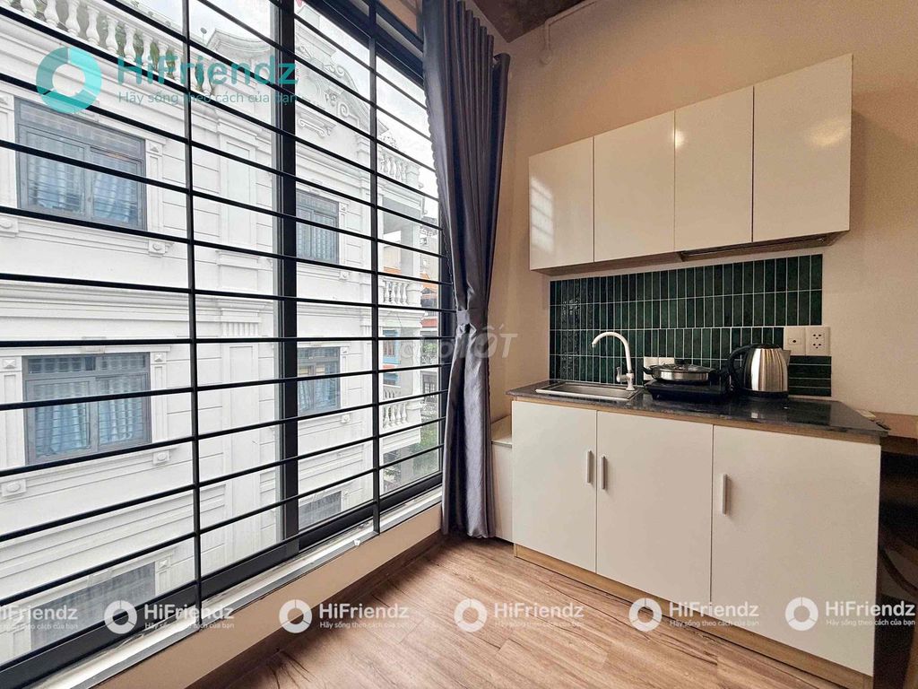 Studio large window - Full interior - near Tan Son Nhut Airport