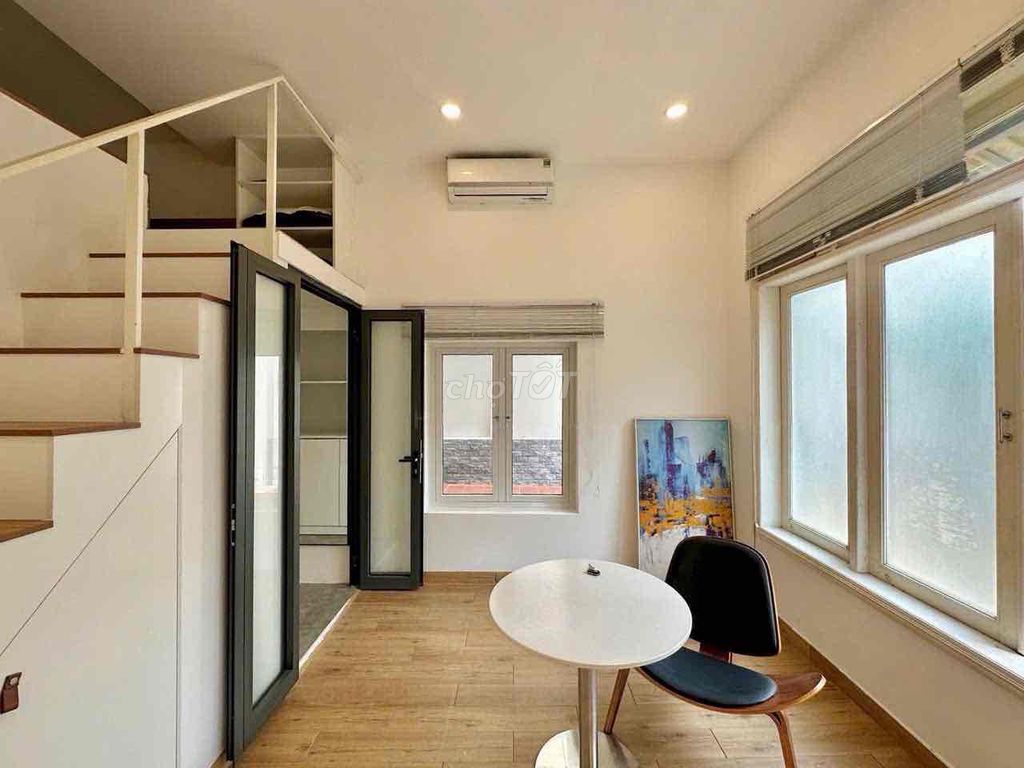 Renting the modern apartment - full Thảo Điền interior near the bridge
