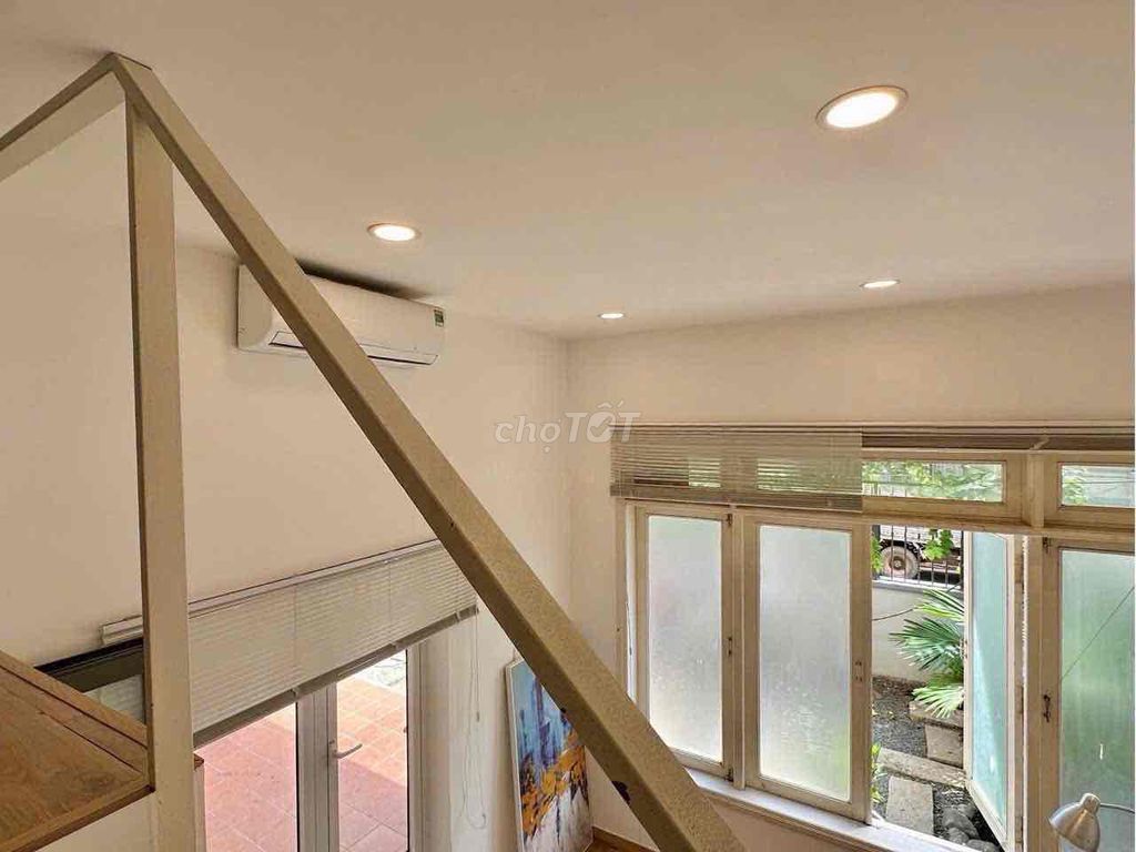 Renting the modern apartment - full Thảo Điền interior near the bridge