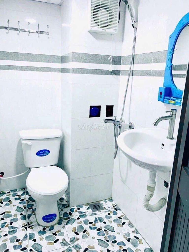 The motel is clean, Điện Biên Phủ security.