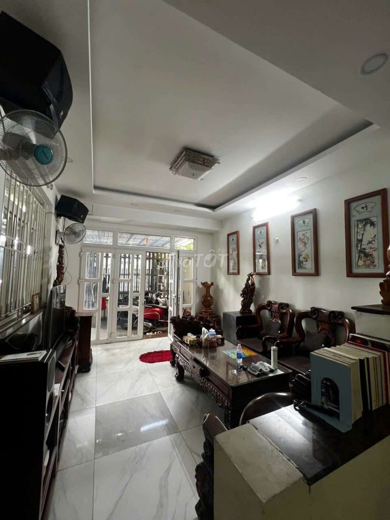 We need to rent a P.F.B. Home. 8 x 20.1 ground one floor for 25 million refrigerators.