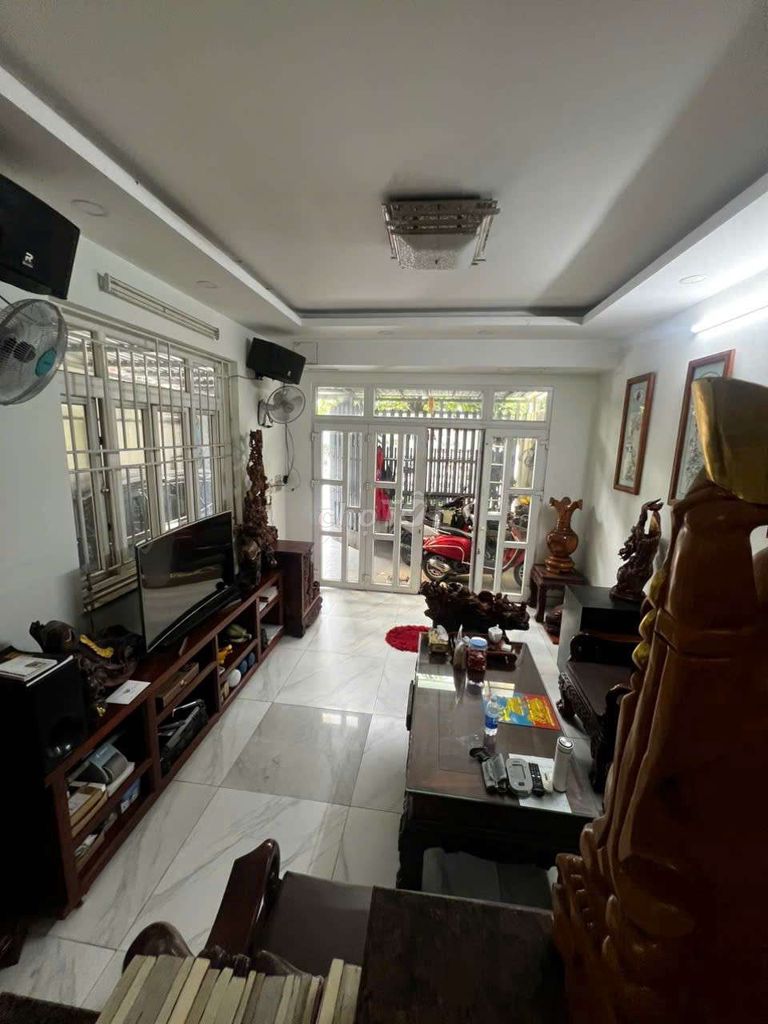 We need to rent a P.F.B. Home. 8 x 20.1 ground one floor for 25 million refrigerators.
