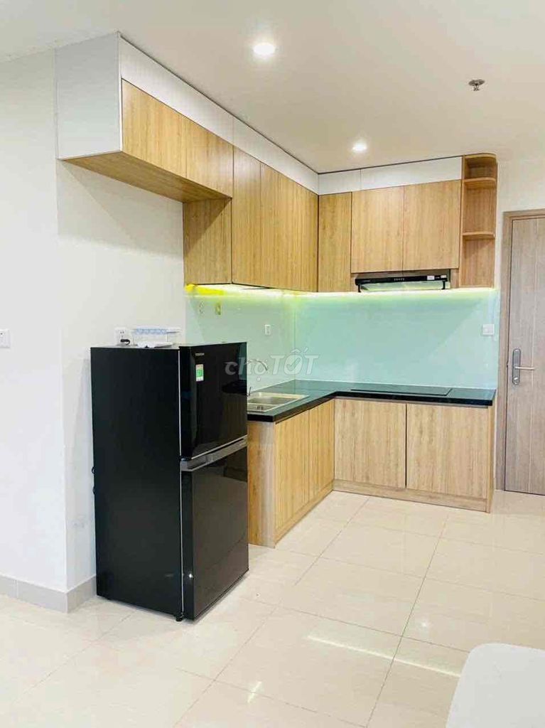 Rent two bedrooms. A full-level toilet. High-end furniture.