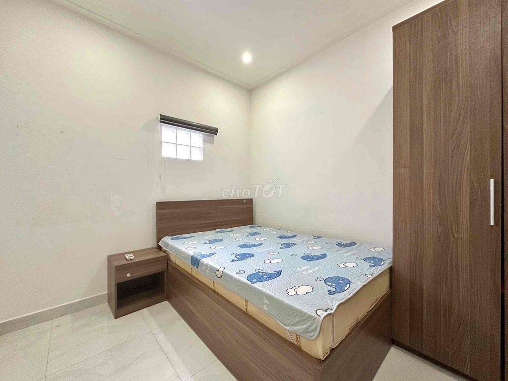 Two bedrooms. Two Tân Bình toilets.