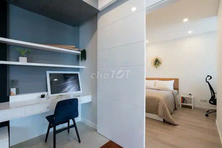 The View Riviera Point rents two bedrooms, two toilets, 92 meters of nice furniture, in and out.