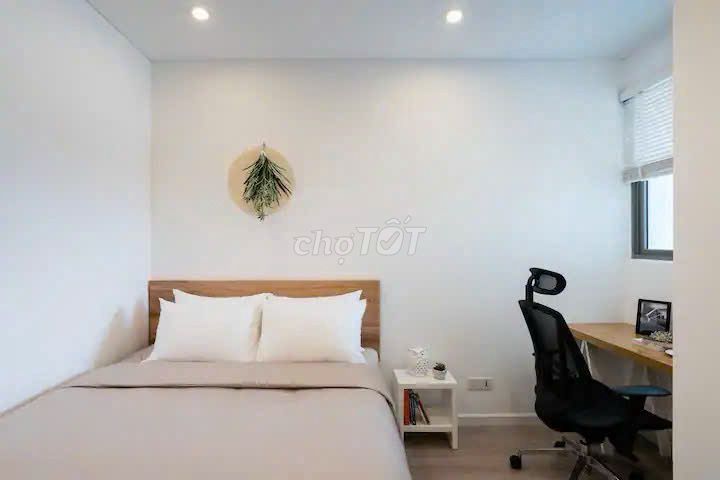 The View Riviera Point rents two bedrooms, two toilets, 92 meters of nice furniture, in and out.