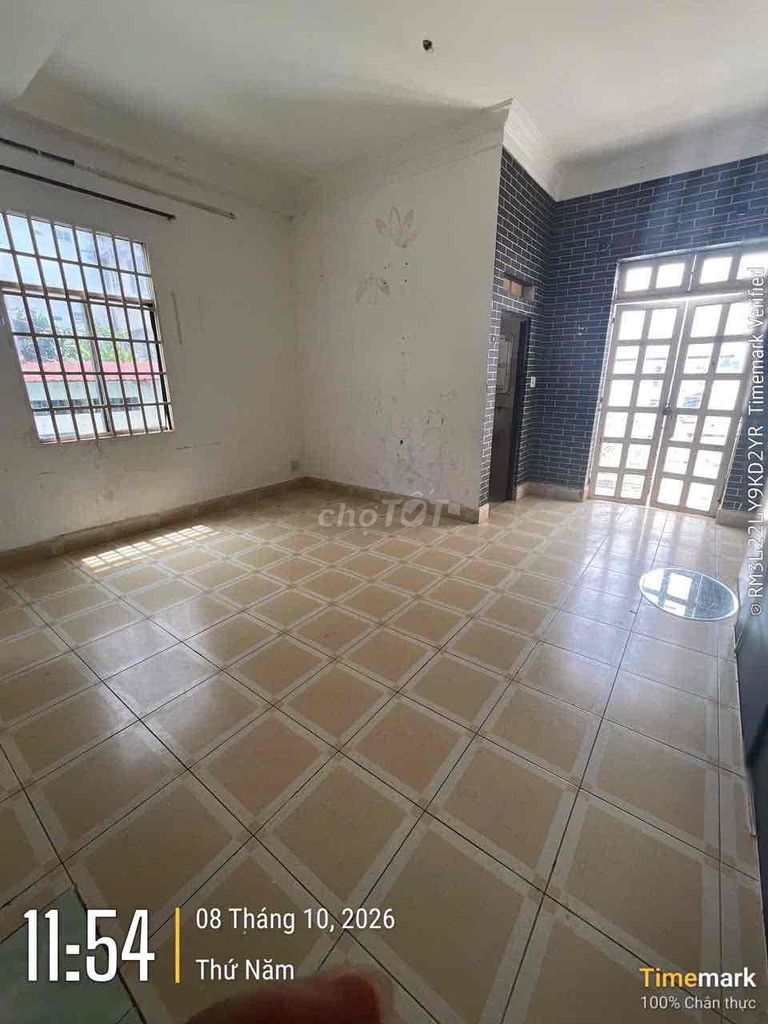 It's the owner who's renting houses to do apartment 5 x31 Lotter Mark District 7 at 45 million 8 bedrooms 1 mb