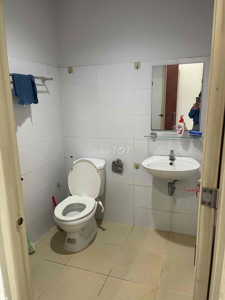 Rent an apartment on Nguyễn Văn Linh.
