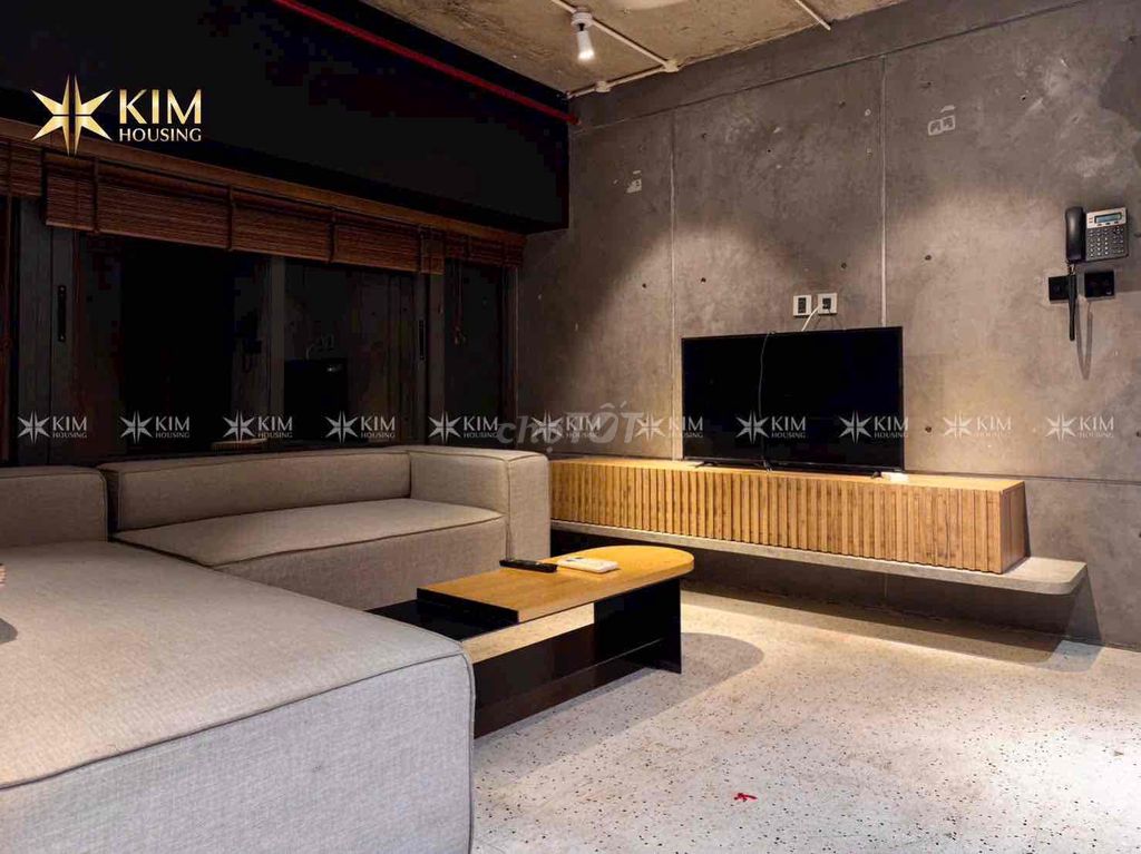 Điện Biên Phủ Balcony, suite one, bedroom.