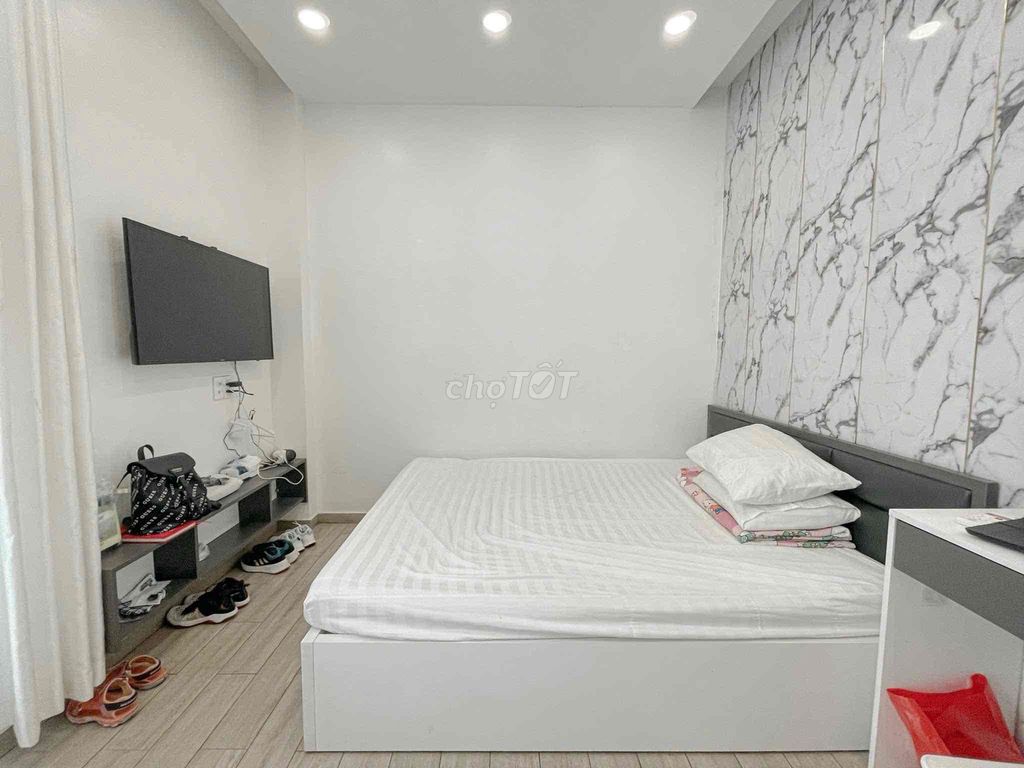 Rent a super-light window open and clean security kitchen