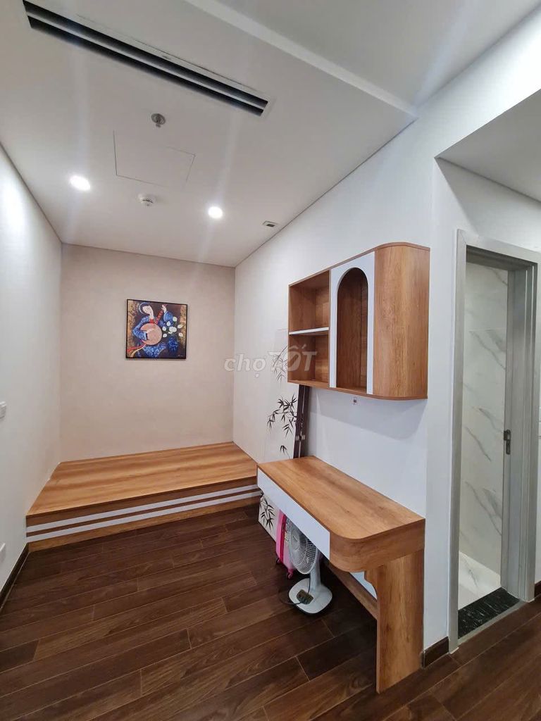 Rent apartment 1 N+ 48 m Masteri B,view lake, full interior