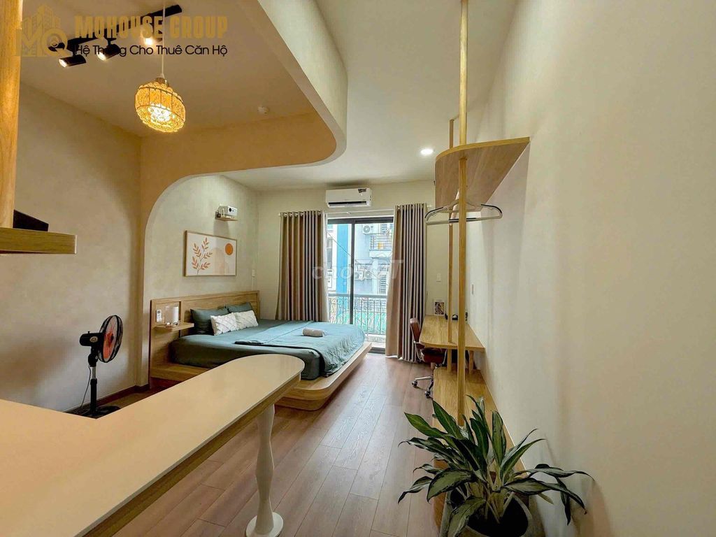 Bạch Đằng studio right next to Tân Bình Airport.