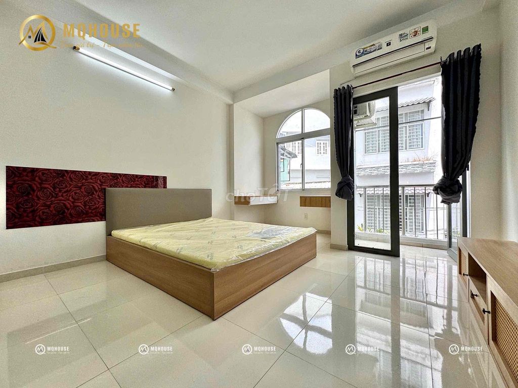 Bạch Đằng balcony studios near the airport