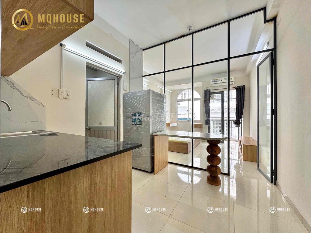Bạch Đằng balcony studios near the airport
