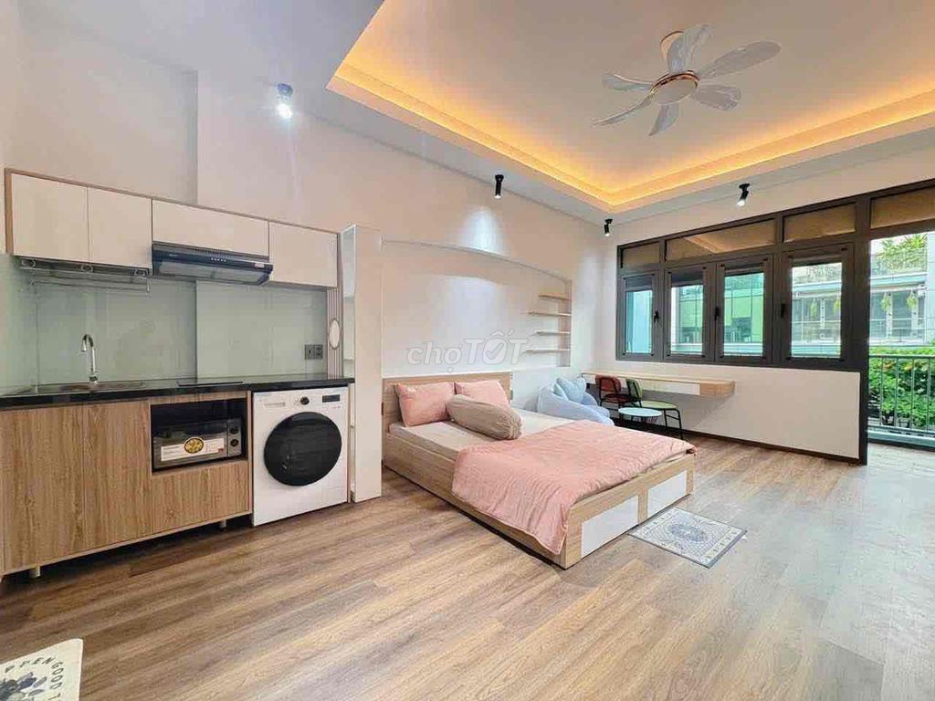 Cộng Hoà Public studio