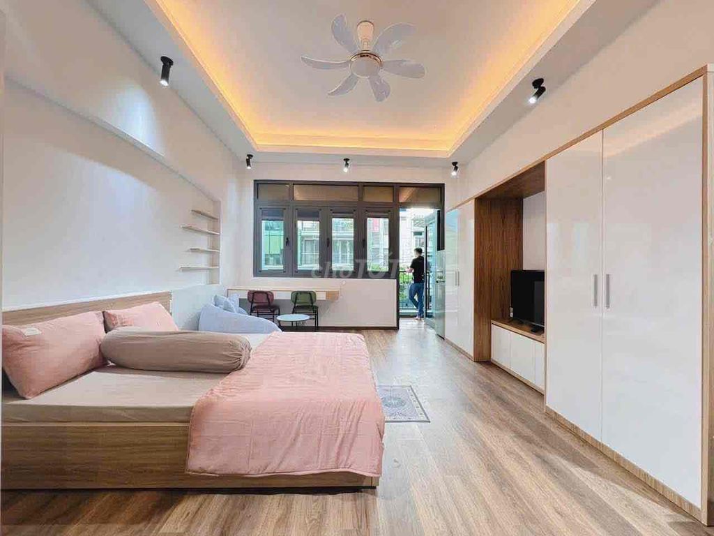 Cộng Hoà Public studio