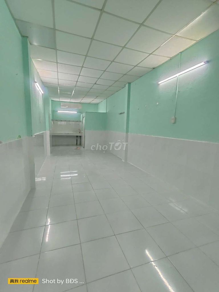 Rent 36 hbc 3.2 million a month.