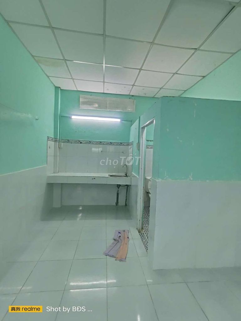 Rent 36 hbc 3.2 million a month.