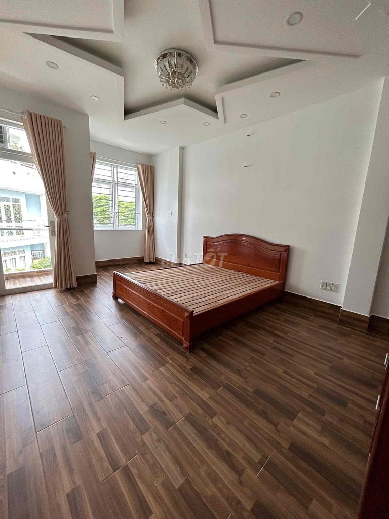 Rent a Số 21 front house at 23 million worth of missiles.