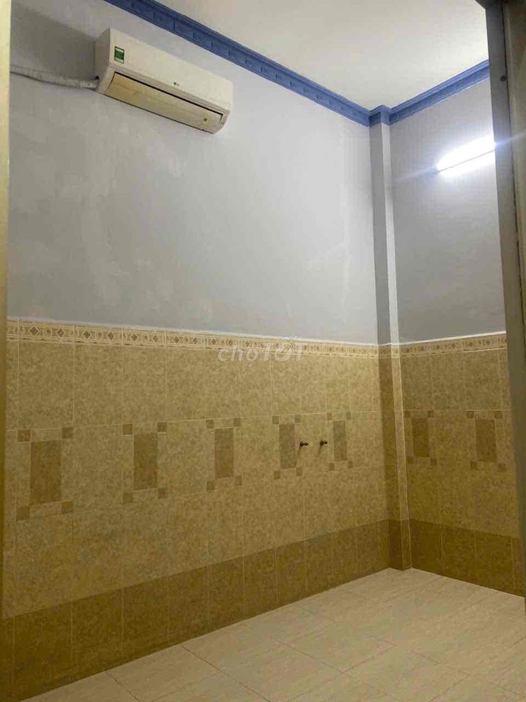 4th grade 2 bedroom one bedroom one bathroom 1 pb