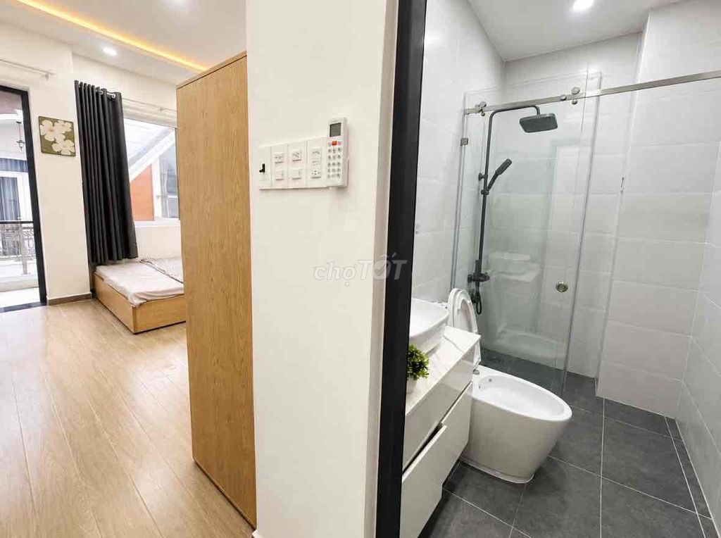 Barman room 30 meters 2 (near to T3)