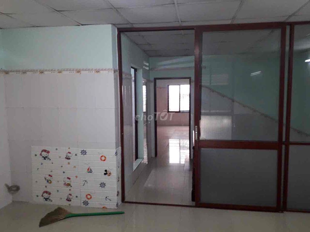 Rent the house cheaply. số 52 rockets at 11 million.