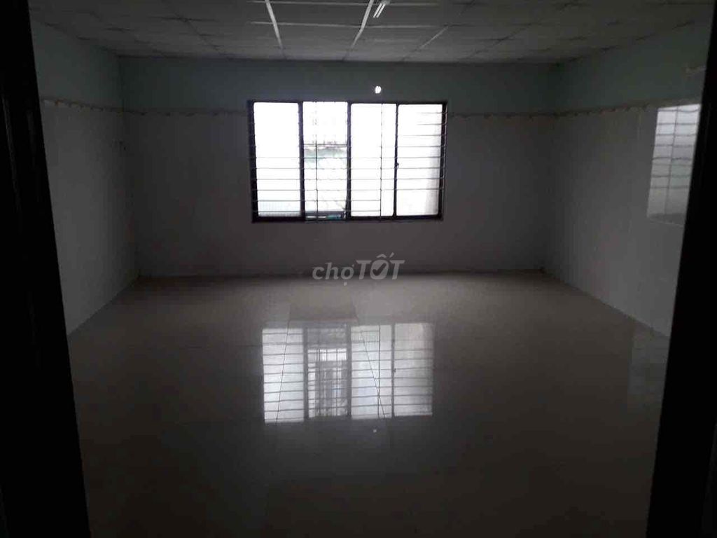 Rent the house cheaply. số 52 rockets at 11 million.