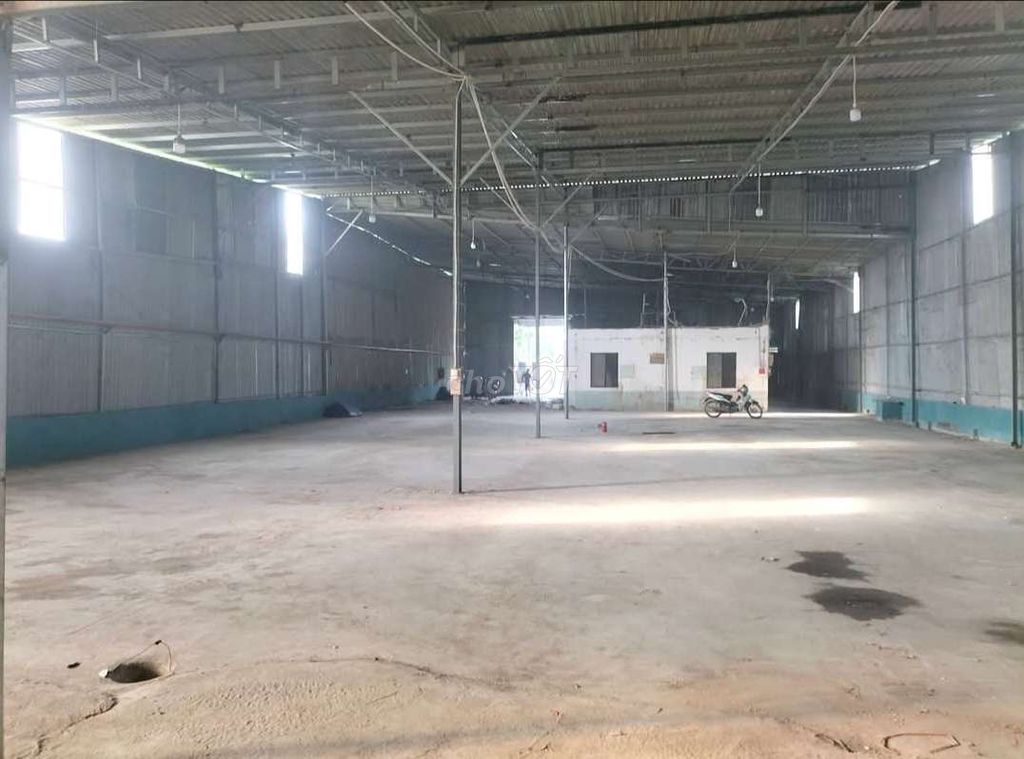 27 million_10 x25 meters throughout the month for renting Tân Bình 100 k/m2 warehouses