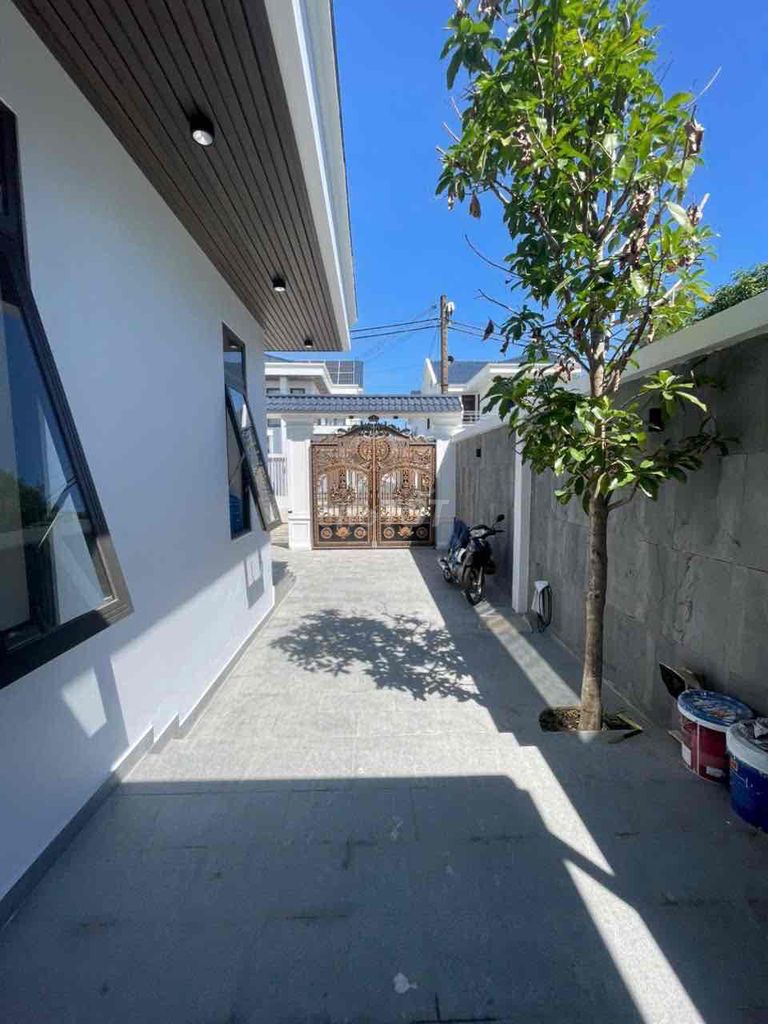 10 x 20 5 bedroom 5 yard toilet 2 car 3 7-5 Phú Hữu district 9