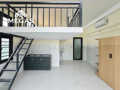 The guard room is located in the main area, Bình Thạnh wide 30 meters by Lang University.