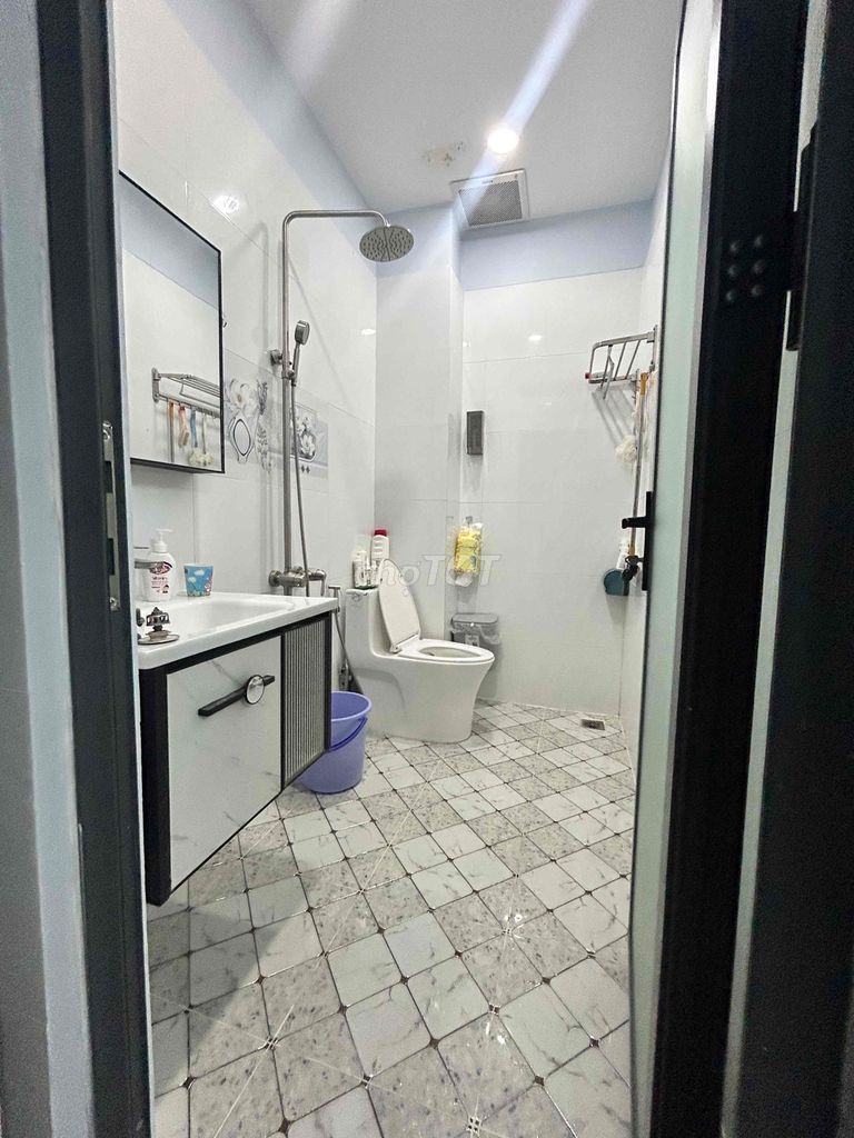 Hoàng Văn Thụ front house - beautiful new home, full interior - C